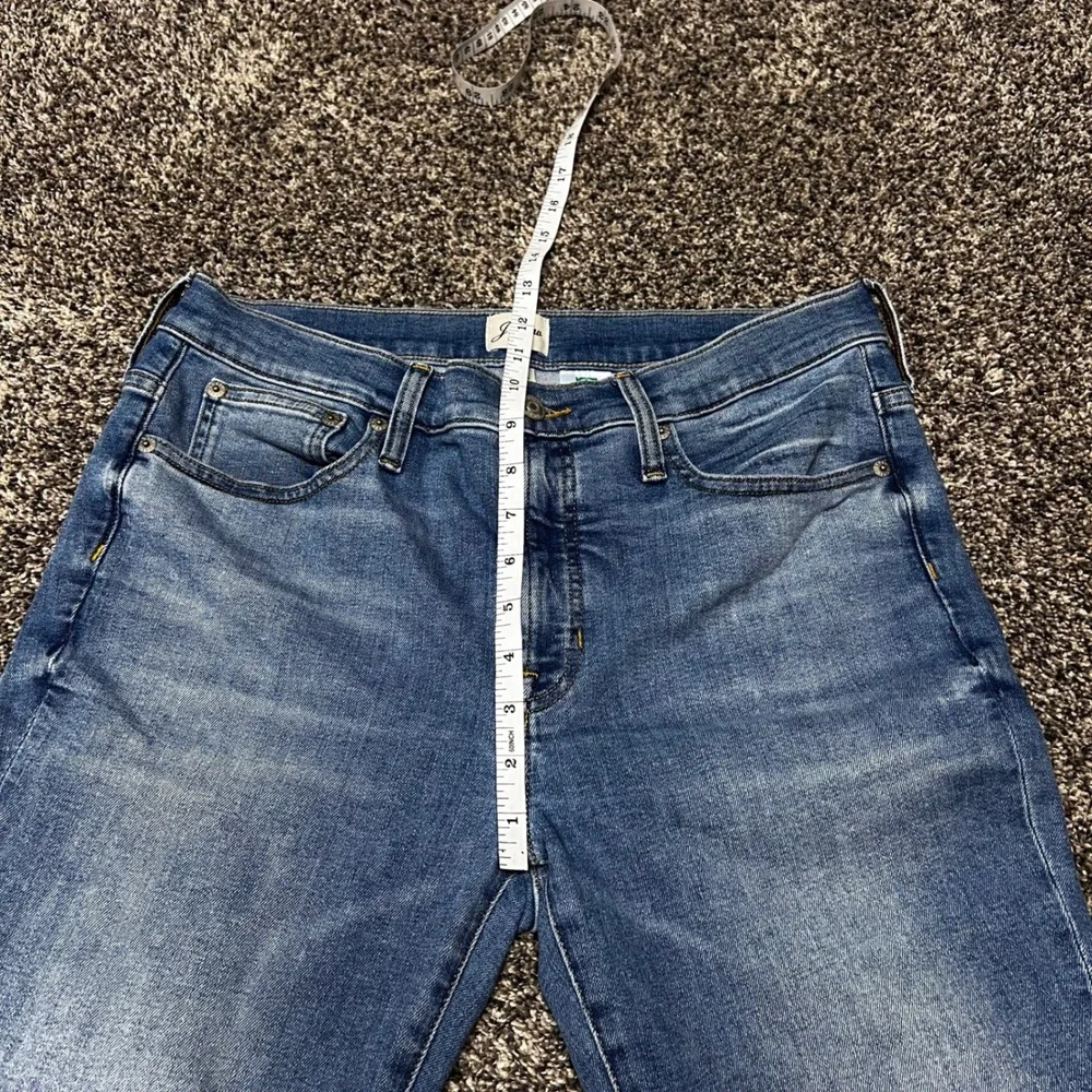 J.Crew 9" Toothpick High Rise Skinny Jeans Medium Wash Raw Hem Size 30 - Picture 9 of 10